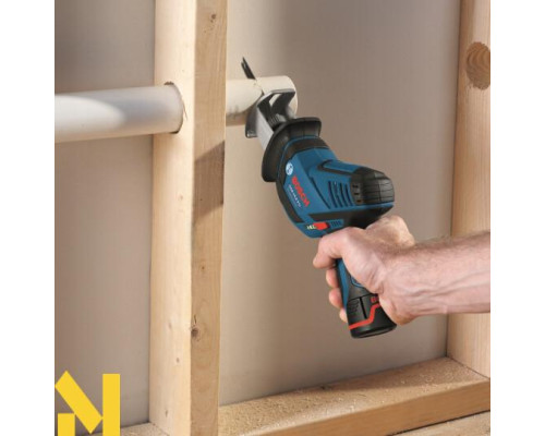 Пила шабельна акумуляторна Bosch GSA 10,8 V-LI