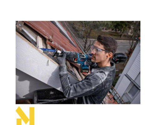 Пила шабельна акумуляторна Bosch GSA 185-LI (без АКБ та ЗП)