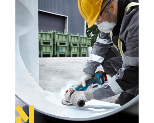 Болгарка (кутова шліфмашина) акумуляторна Bosch Professional GWS 18V-11 S