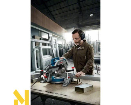 Пила торцювальна Bosch Professional GCM 216 (0601B33000)