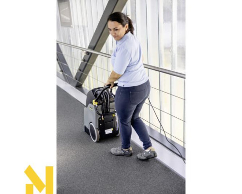 Апарат для чищення килимів Karcher BRC 30/15 C