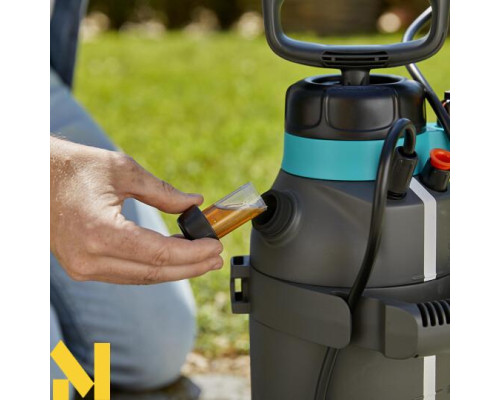 Обприскувач акумуляторний Gardena Comfort EasyPump 5 л
