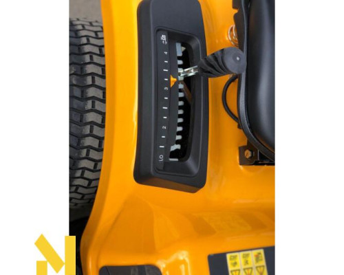 Садовий трактор бензиновий Cub Cadet XT2 PS107
