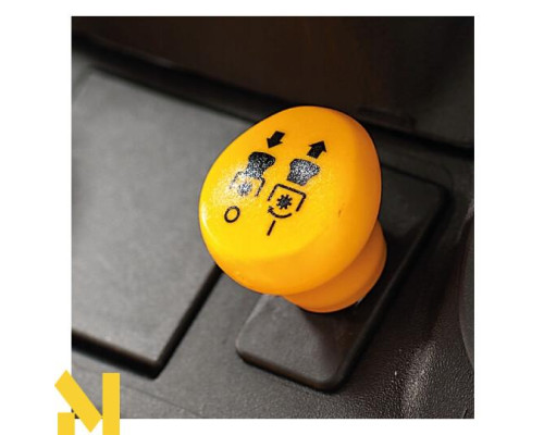 Садовий трактор бензиновий Cub Cadet XT3 QS137