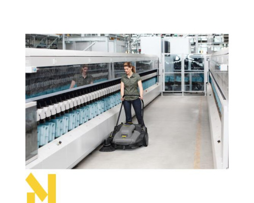 Підмітальна машина механічна Karcher KM 70/30 C Bp Pack Adv