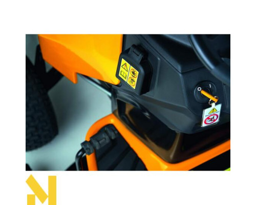 Садовий трактор акумуляторний Cub Cadet XT2 ES107