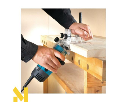 Фрезер Makita 3712