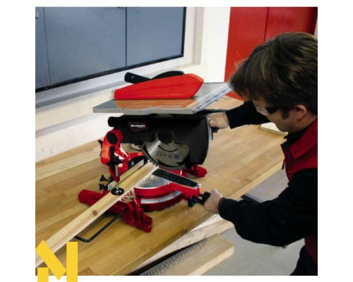 Пила торцювальна Einhell TC-MS 3017 T