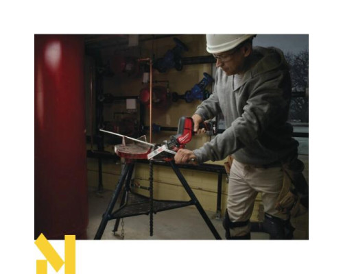 Пила шабельна акумуляторна Milwaukee C12 HZ-202С