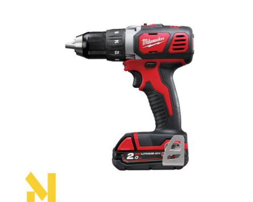 Дриль-шуруповерт Milwaukee M18 BDD-202C