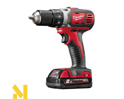 Дриль-шуруповерт Milwaukee M18 BDD-202C