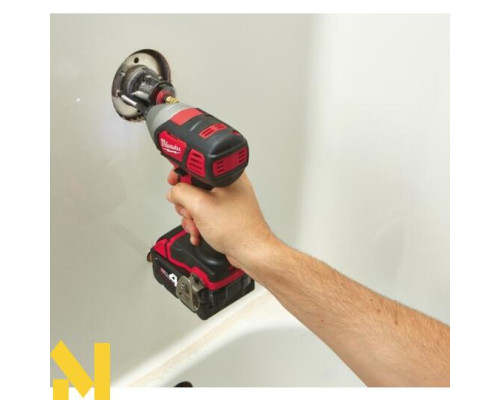 Гвинтоверт акумуляторний MILWAUKEE M18 BID-202C