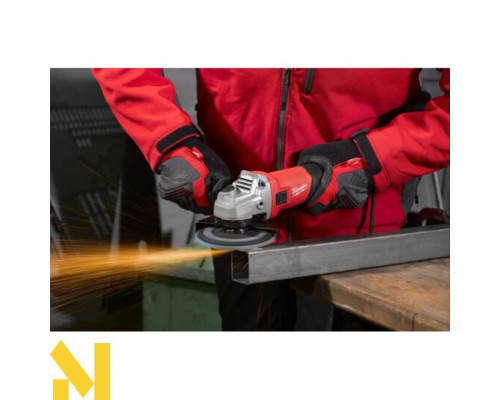 Болгарка (кутова шліфмашина) Milwaukee AG 800-125 E