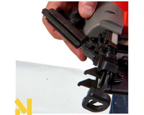 Цвяхозабивач акумуляторний MILWAUKEE M18 CN16GA-202X