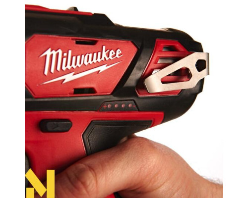 Шуруповерт акумуляторний Milwaukee M12 BDD-153C