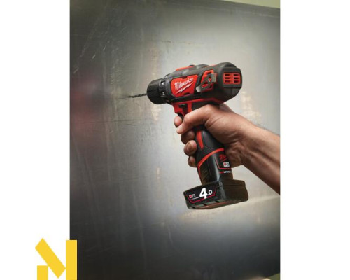 Шуруповерт акумуляторний Milwaukee M12 BDD-153C