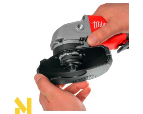 Болгарка (кутова шліфмашина) акумуляторна Milwaukee M18 BLSAG125XPD-402X