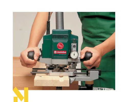 Фрезер Metabo OfE 1229 Signal (601229700)