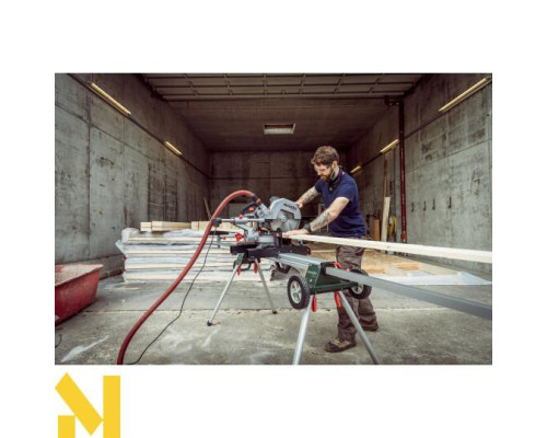 Пила торцювальна Metabo KGS 305 M New