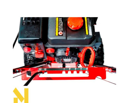 Снігоприбирач бензиновий OLEO-MAC ARTIK 56