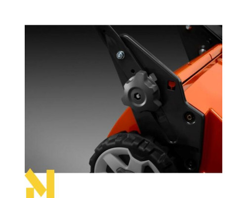 Газонокосарка бензинова Husqvarna LC 247