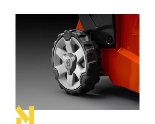 Газонокосарка бензинова Husqvarna LC 247S