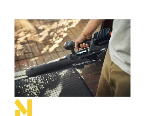 Повітродувка садова акумуляторна Husqvarna Aspire B8X-P4A KIT