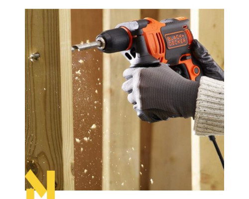Дриль ударний Black&Decker BEH710K