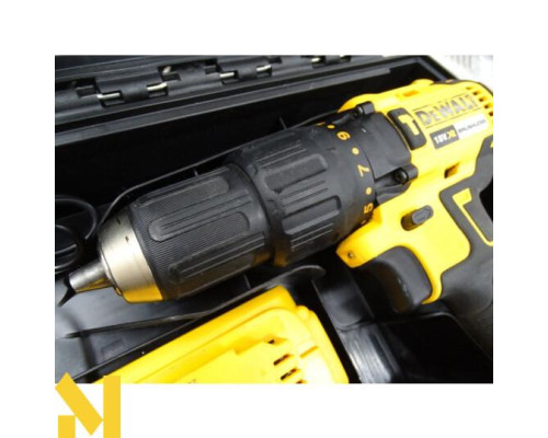 Дриль-шуруповерт з ударом DeWALT DCD778D2T