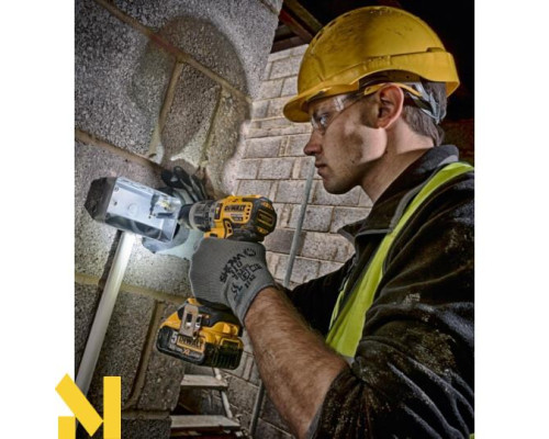 Ударний дриль-шуруповерт DeWalt DCD796NT