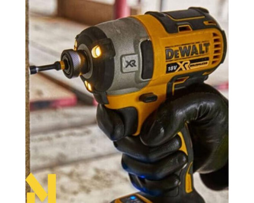 Гвинтоверт акумуляторний DeWALT DCF888NT (без АКБ та ЗП)
