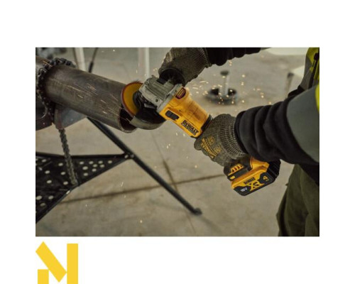 Болгарка (кутова шліфмашина) акумуляторна DeWALT DCG407M2T