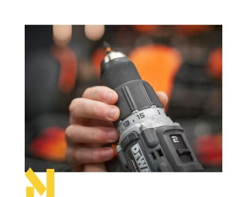 Набір інструментів акумуляторних McLaren F1 TEAM LIMITED EDITION DeWALT DCK200MP2T