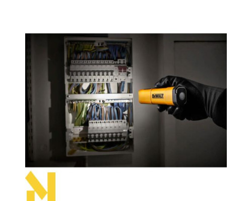 Ліхтар акумуляторний DeWALT DCL183