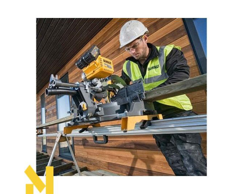 Пила торцювальна акумуляторна DeWALT DHS780N (без АКБ та ЗП)