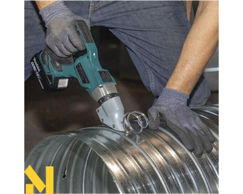 Ножиці листові акумуляторні Makita DJS200Z (без АКБ та ЗП)