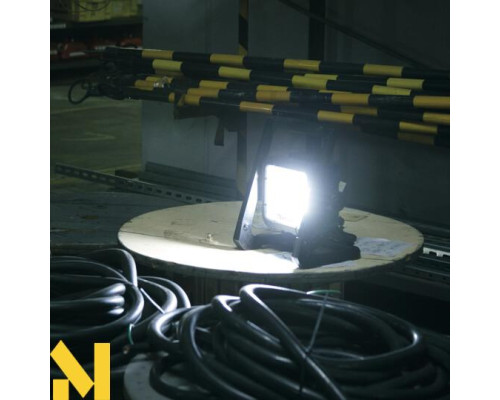 Ліхтар гібридний Makita DML805 (без АКБ та ЗП)