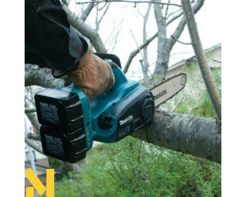 Пила ланцюгова акумуляторна Makita DUC252Z