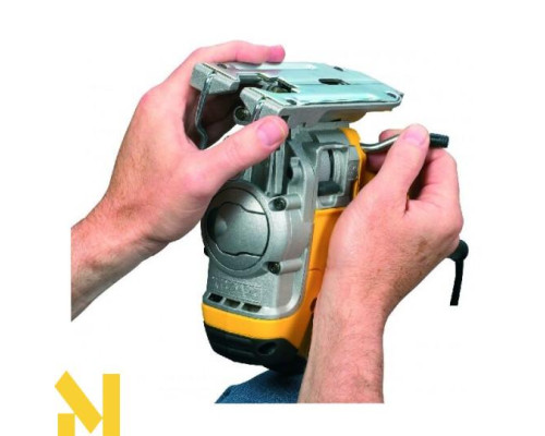 Лобзик електричний DeWalt DW331K