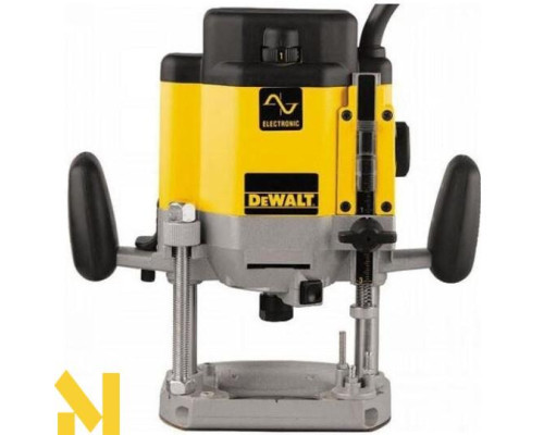 Фрезер DeWalt DW625E