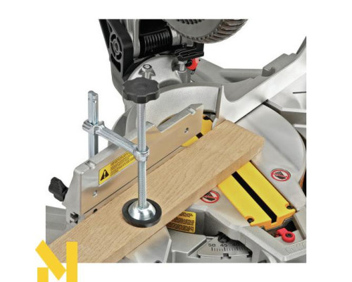 Пила торцювальна DeWALT DWS713