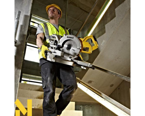 Пила торцювальна DeWalt DWS778