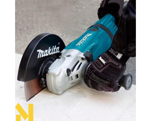 Болгарка (кутова шліфмашина) Makita GA9030RF01