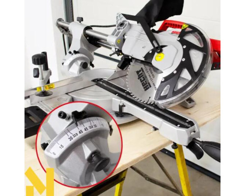 Пила торцювальна HECHT 820