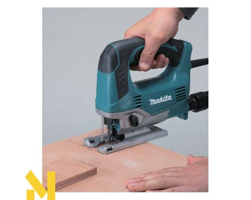 Лобзик електричний Makita JV0600K