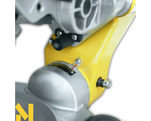 Пила торцювальна Bamato KP-210