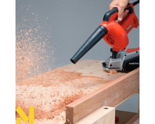 Повітродувка садова електрична Makita M4000