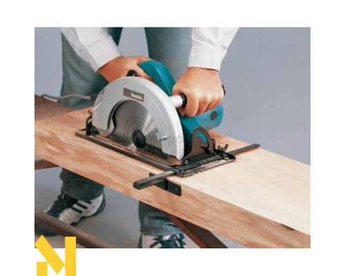 Пила дискова Makita N5900B