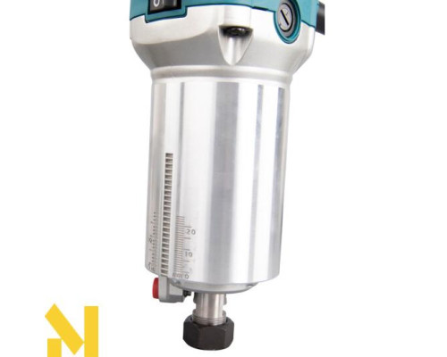 Фрезер MAKITA RT0702C