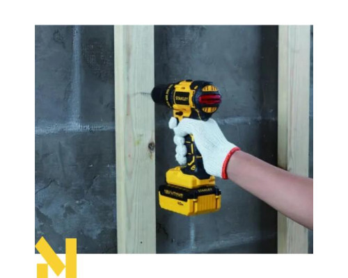Акумуляторний дриль-шуруповерт безщітковий STANLEY SBD201M2K